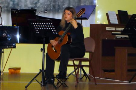 Ünnep a zeneiskolában galéria kép 5